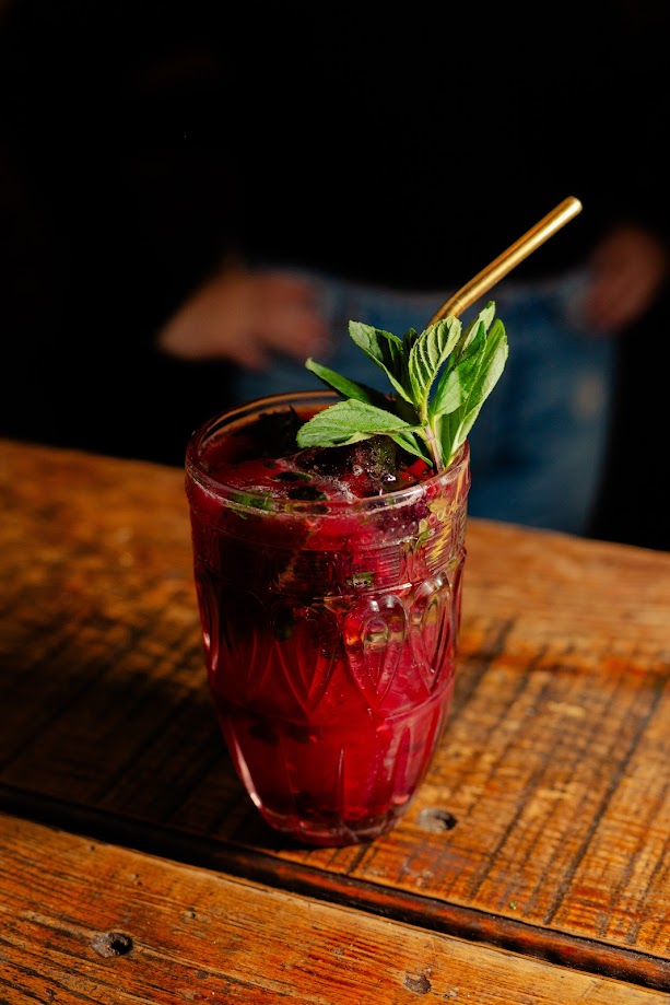 Mojito de frutos rojos o maracuyá